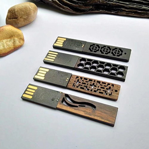 客製化雕刻木 USB 隨身碟 UFD158